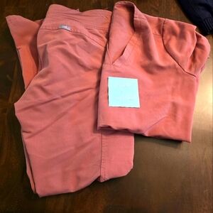 Figs scrubs